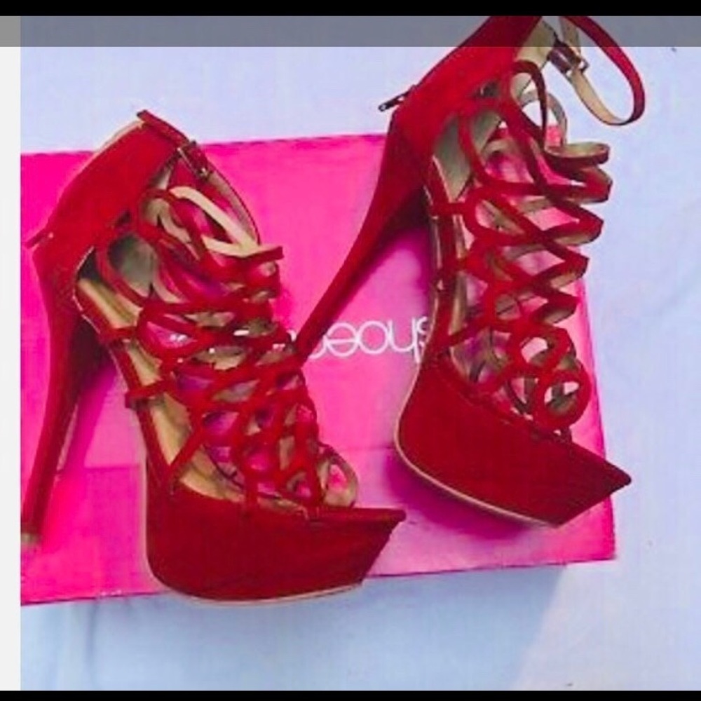 Shoe dazzle